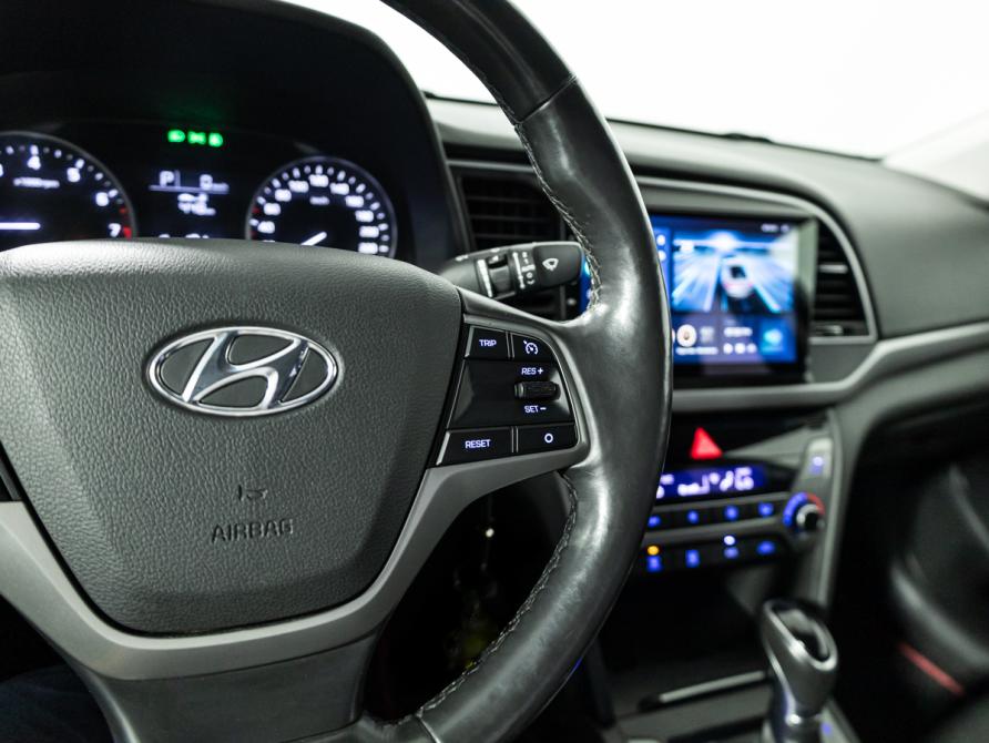 Hyundai Elantra VI (AD) Санкт-Петербург  - изображение 15