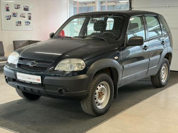 Chevrolet Niva I Рестайлинг с пробегом 2018 года, цена 457 100 рублей, 240000 км, внедорожник, Автокод Объявления