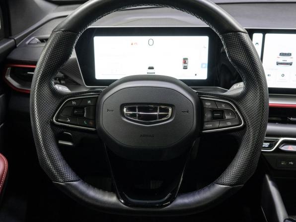 Geely Coolray I Рестайлинг с пробегом 2023 года, цена 2 199 000 рублей, 53905 км, внедорожник, Автокод Объявления