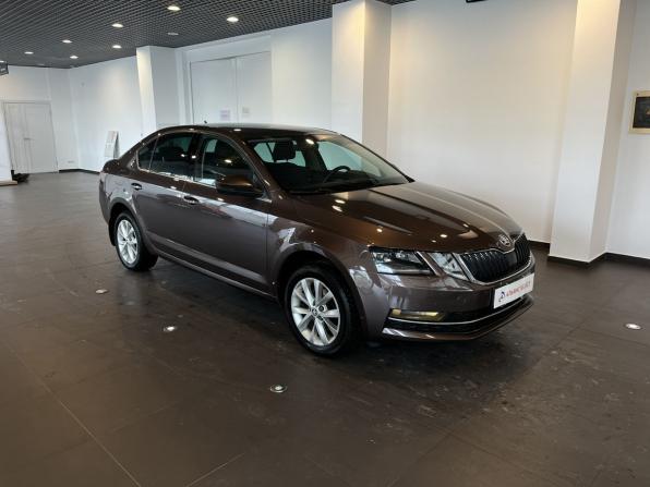 Skoda Octavia III (A7) Рестайлинг с пробегом 2018 года, цена 1 750 000 рублей, 121065 км, лифтбек, Автокод Объявления