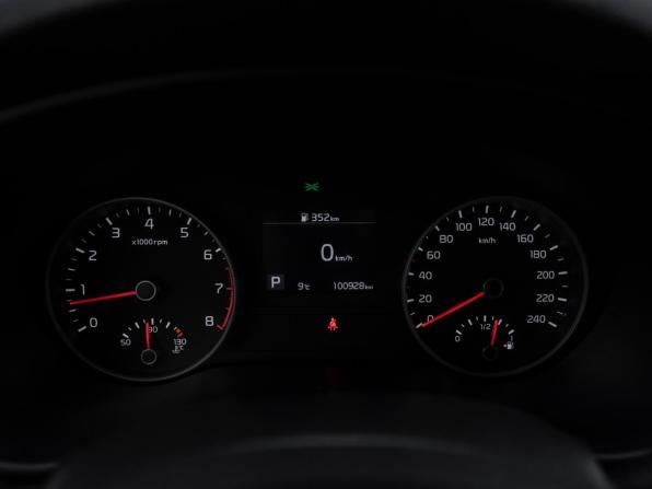 Kia Sportage IV Рестайлинг с пробегом 2019 года, цена 2 060 000 рублей, 100927 км, внедорожник, Автокод Объявления