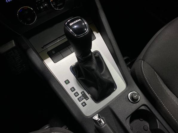 Skoda Octavia III (A7) Рестайлинг с пробегом 2019 года, цена 2 149 000 рублей, 36128 км, лифтбек, Автокод Объявления