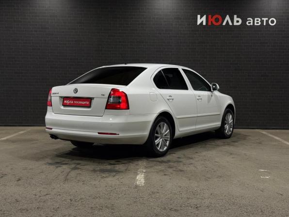 Skoda Octavia II (A5) Рестайлинг с пробегом 2012 года, цена 900 000 рублей, 195155 км, лифтбек, Автокод Объявления