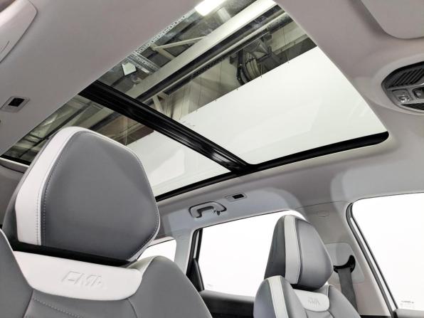 Geely Atlas II с пробегом 2024 года, цена 2 875 000 рублей, 12734 км, внедорожник, Автокод Объявления