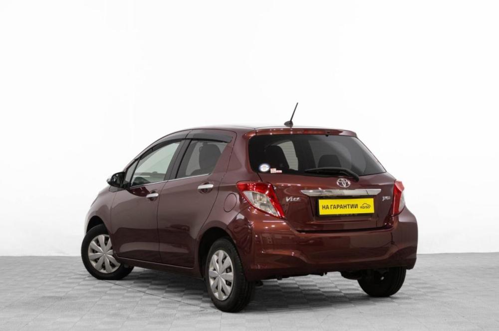 Toyota Vitz III (XP130) Барнаул  - изображение 7