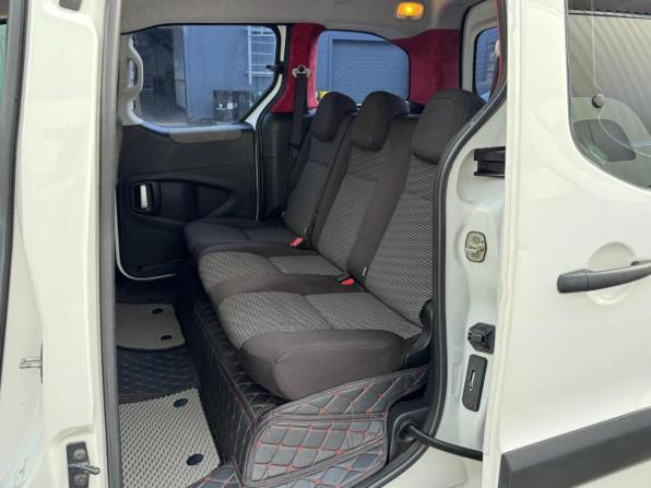 Peugeot Partner II Рестайлинг с пробегом 2012 года, цена 749 000 рублей, 198358 км, компактвэн, Автокод Объявления