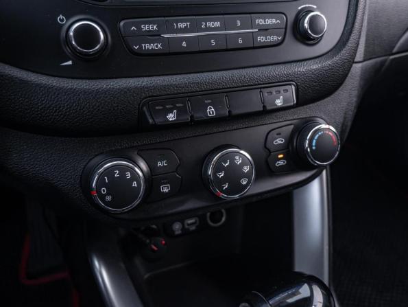 Kia Ceed II Рестайлинг с пробегом 2016 года, цена 1 190 000 рублей, 144417 км, хэтчбек, Автокод Объявления