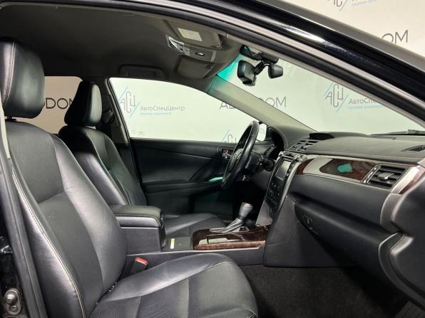 Toyota Camry VII (XV50) Рестайлинг 2 с пробегом 2017 года, цена 2 049 000 рублей, 123606 км, седан, Автокод Объявления