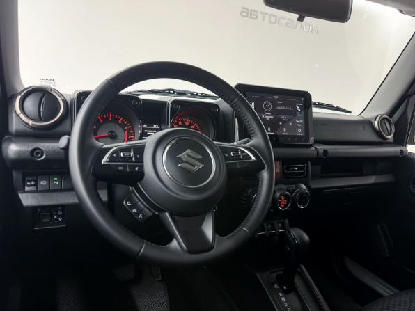 Suzuki Jimny IV с пробегом 2025 года, цена 3 650 000 рублей, 614 км, внедорожник, Автокод Объявления
