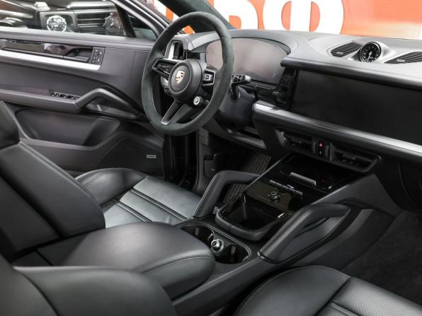 Porsche Cayenne III Рестайлинг с пробегом 2024 года, цена 14 898 000 рублей, 34331 км, внедорожник, Автокод Объявления