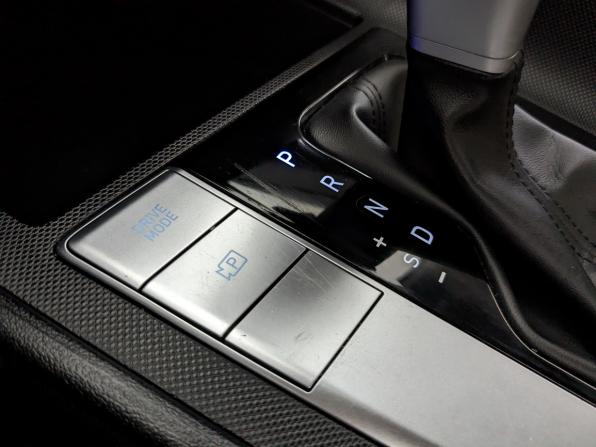 Hyundai Elantra VII (CN7) с пробегом 2022 года, цена 2 050 000 рублей, 69901 км, седан, Автокод Объявления