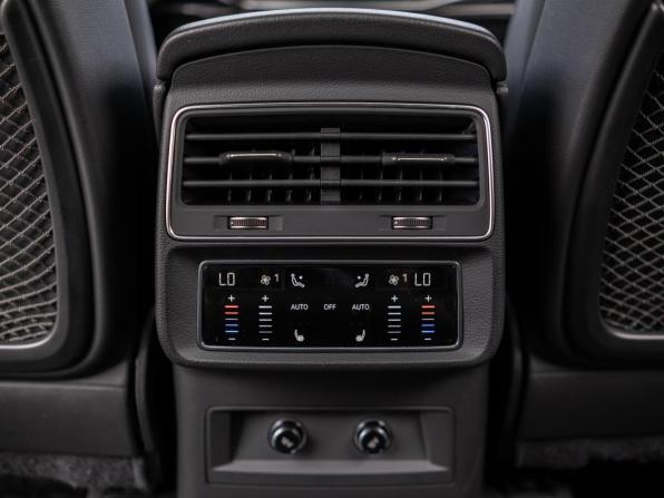 Audi Q7 II (4M) Рестайлинг с пробегом 2020 года, цена 6 299 000 рублей, 142009 км, внедорожник, Автокод Объявления