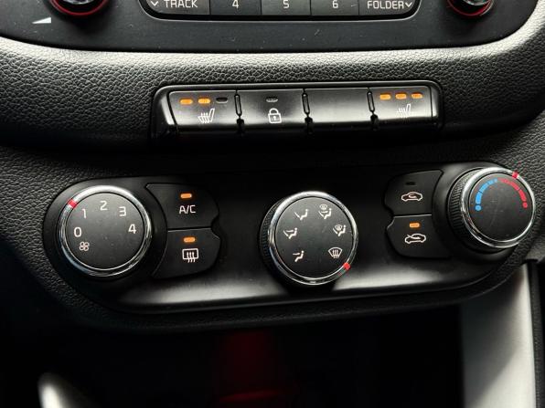 Kia Ceed II с пробегом 2013 года, цена 1 119 000 рублей, 130103 км, хэтчбек, Автокод Объявления