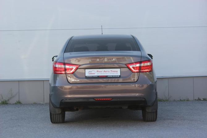 Lada (ВАЗ) Vesta I с пробегом 2017 года, цена 817 000 рублей, 118476 км, седан, Автокод Объявления