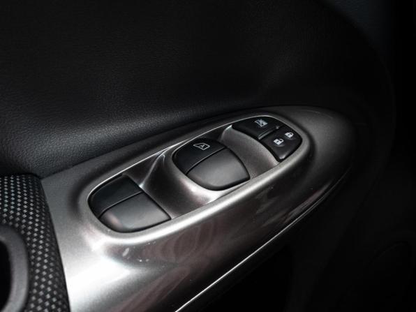Nissan Juke I с пробегом 2013 года, цена 999 000 рублей, 79521 км, внедорожник, Автокод Объявления