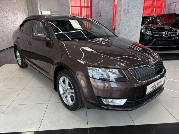 Skoda Octavia III (A7) с пробегом 2015 года, цена 1 465 000 рублей, 115532 км, лифтбек, Автокод Объявления