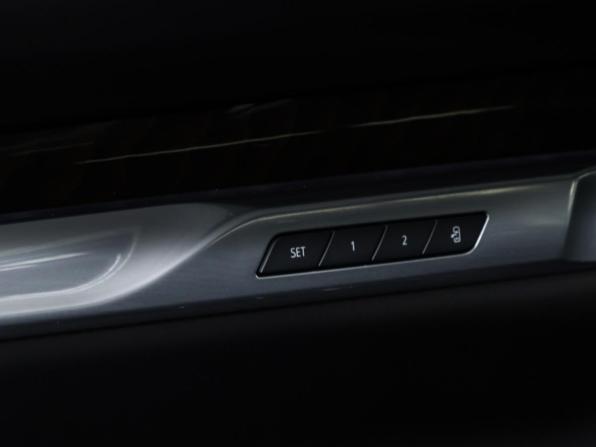 Cadillac Escalade V Рестайлинг с пробегом 2025 года, цена 16 499 000 рублей, 15448 км, внедорожник, Автокод Объявления