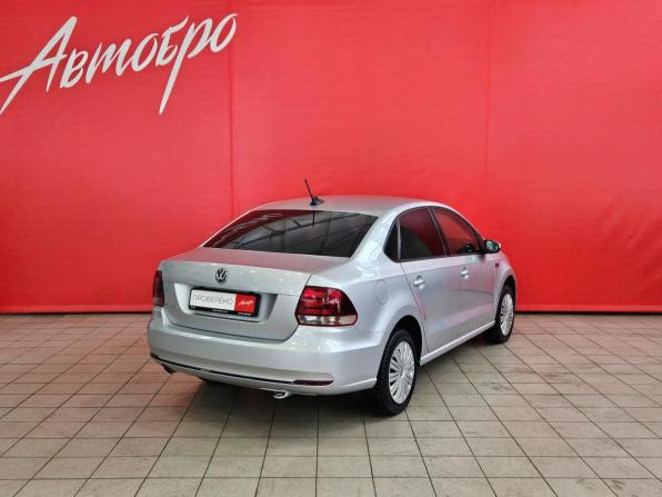 Volkswagen Polo V Рестайлинг с пробегом 2019 года, цена 1 335 000 рублей, 64350 км, седан, Автокод Объявления