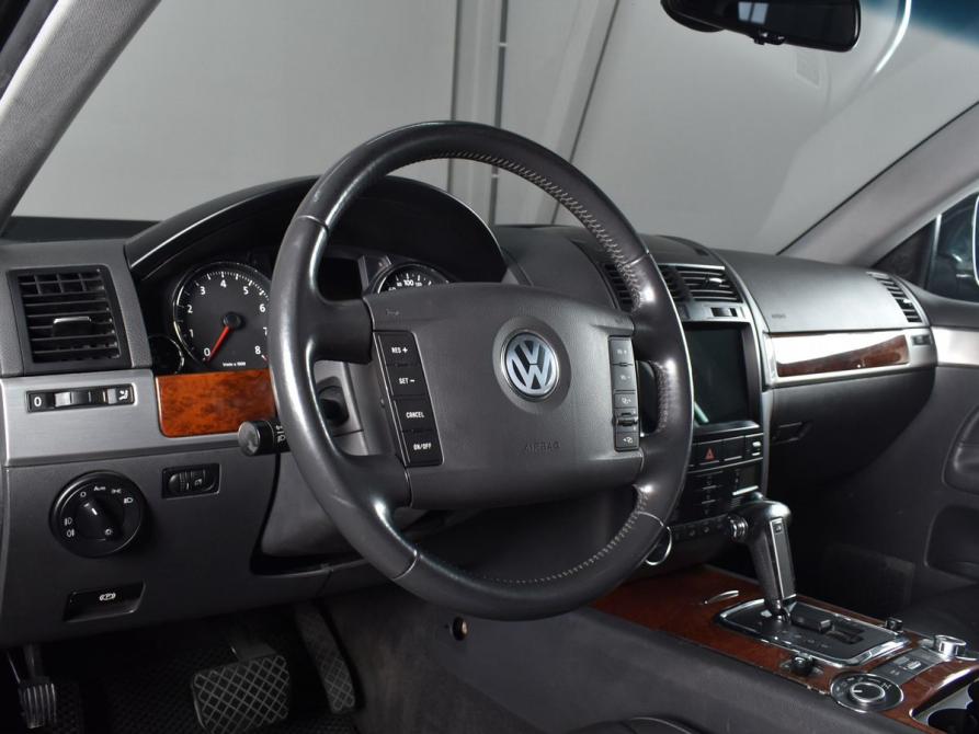 Volkswagen Touareg I Рестайлинг Кемерово  - изображение 6
