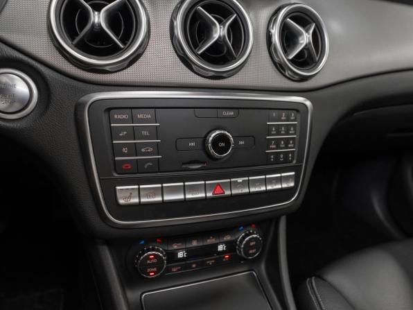 Mercedes-Benz GLA I (X156) Рестайлинг с пробегом 2017 года, цена 2 550 000 рублей, 90705 км, внедорожник, Автокод Объявления