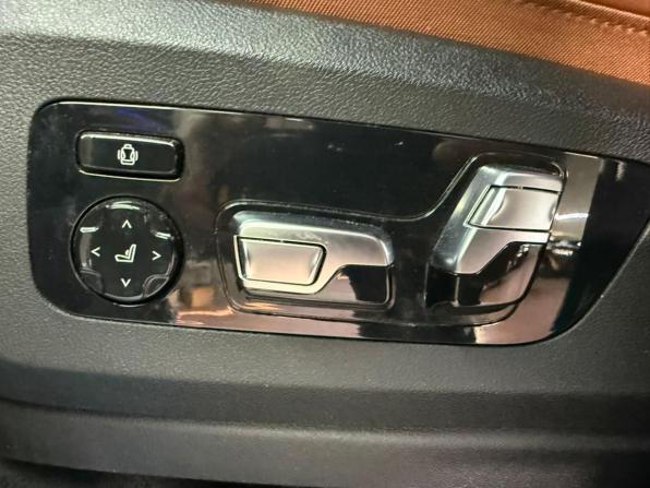 BMW X7 I (G07) Рестайлинг с пробегом 2022 года, цена 12 990 000 рублей, 75182 км, внедорожник, Автокод Объявления