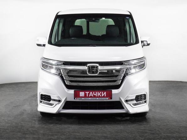 Honda Stepwgn V Рестайлинг с пробегом 2019 года, цена 1 920 000 рублей, 90864 км, минивэн, Автокод Объявления
