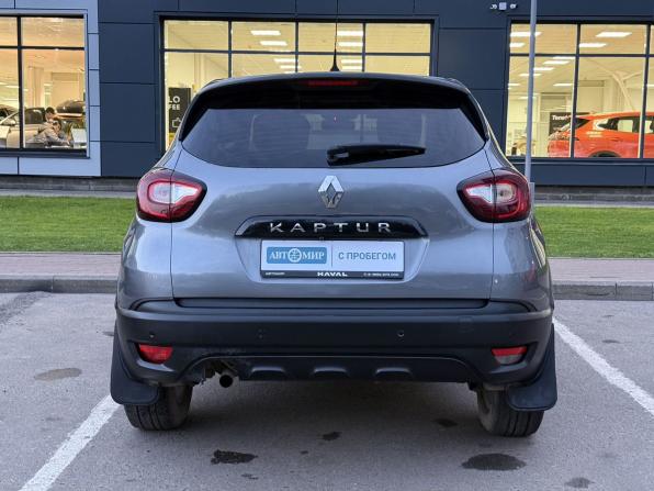 Renault Kaptur I с пробегом 2017 года, цена 949 000 рублей, 191855 км, внедорожник, Автокод Объявления