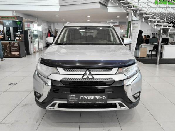 Mitsubishi Outlander III Рестайлинг 3 с пробегом 2020 года, цена 2 520 000 рублей, 71380 км, внедорожник, Автокод Объявления