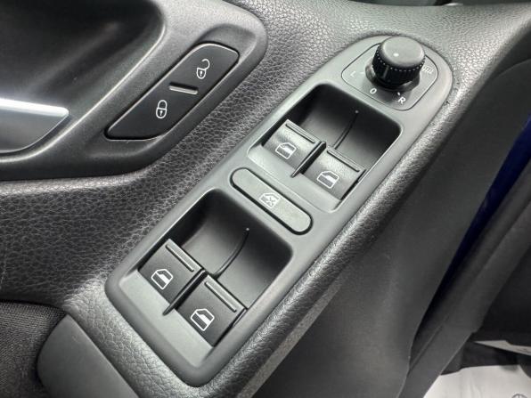 Volkswagen Golf VI с пробегом 2012 года, цена 866 000 рублей, 151681 км, хэтчбек, Автокод Объявления