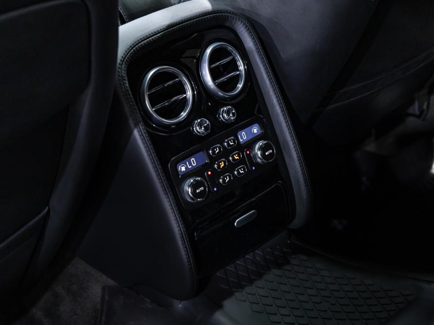 Bentley Continental Flying Spur Санкт-Петербург  - изображение 27
