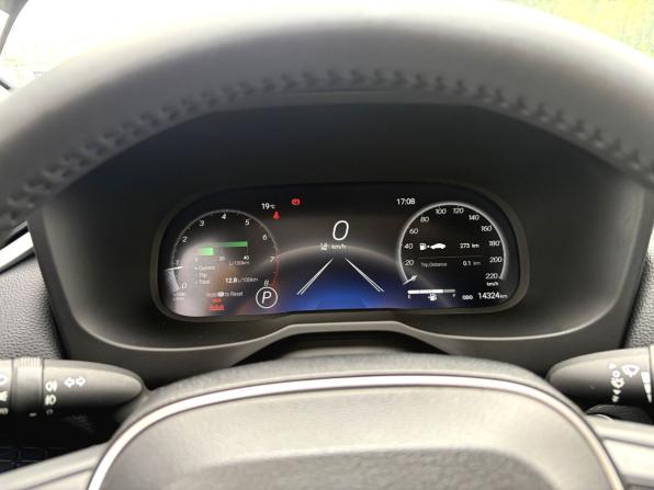 Toyota RAV4 V (XA50) с пробегом 2025 года, цена 4 100 000 рублей, 14295 км, внедорожник, Автокод Объявления