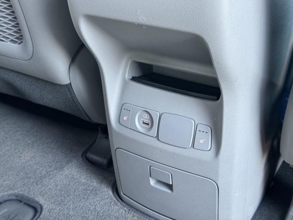 Kia Carnival III с пробегом 2019 года, цена 3 150 000 рублей, 54000 км, минивэн, Автокод Объявления