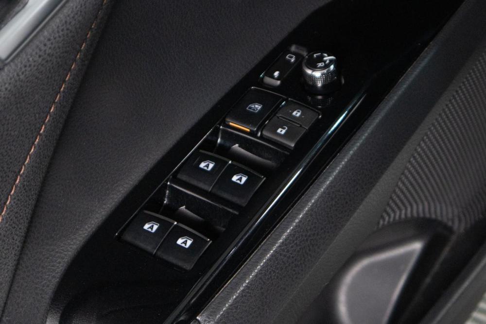 Toyota Camry VIII (XV70) Рестайлинг Сургут  - изображение 8