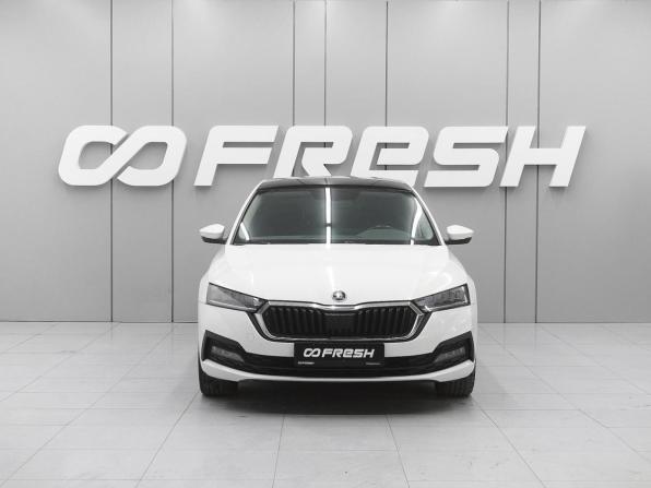 Skoda Octavia IV (A8) с пробегом 2021 года, цена 2 000 000 рублей, 77612 км, лифтбек, Автокод Объявления