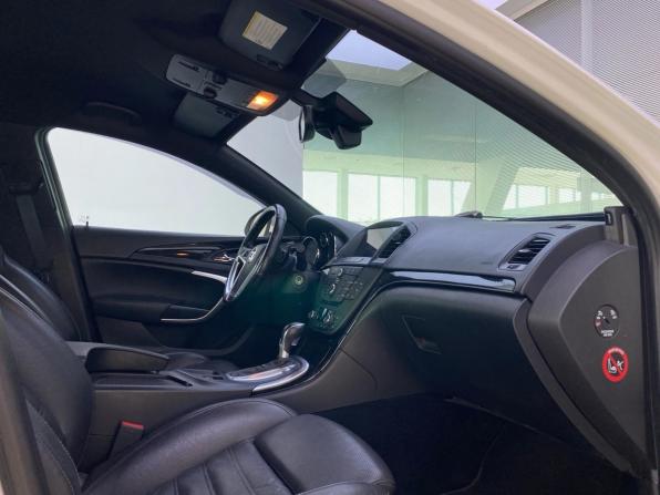 Opel Insignia I с пробегом 2013 года, цена 900 000 рублей, 176580 км, седан, Автокод Объявления