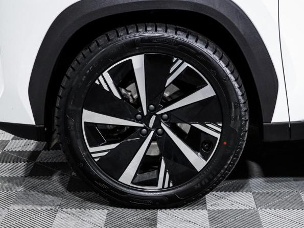 Geely Atlas II с пробегом 2024 года, цена 2 990 990 рублей, 45000 км, внедорожник, Автокод Объявления