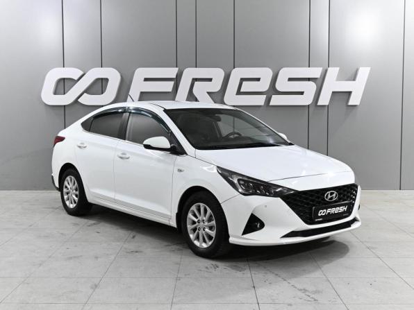 Hyundai Solaris II Рестайлинг с пробегом 2021 года, цена 1 539 000 рублей, 77680 км, седан, Автокод Объявления
