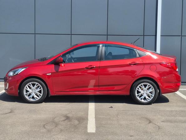 Hyundai Solaris I с пробегом 2013 года, цена 846 000 рублей, 130000 км, седан, Автокод Объявления