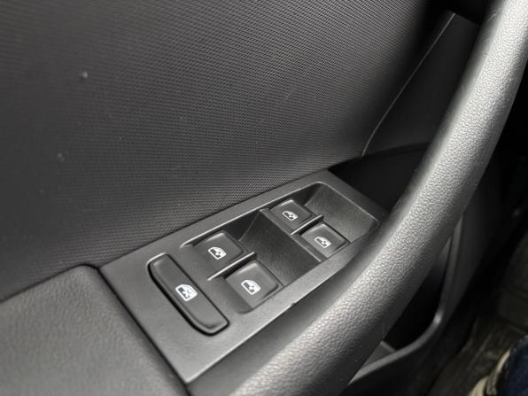 Skoda Rapid I Рестайлинг с пробегом 2019 года, цена 1 500 000 рублей, 71300 км, лифтбек, Автокод Объявления