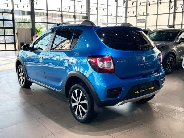 Renault Sandero II с пробегом 2016 года, цена 1 140 000 рублей, 115373 км, хэтчбек, Автокод Объявления