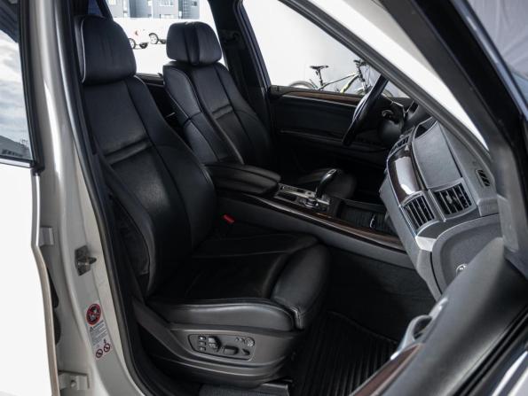 BMW X5 II (E70) Рестайлинг с пробегом 2011 года, цена 2 370 000 рублей, 233553 км, внедорожник, Автокод Объявления