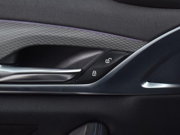 BMW 5 серии VII (G30/G31/G38) с пробегом 2019 года, цена 4 350 995 рублей, 83000 км, седан, Автокод Объявления