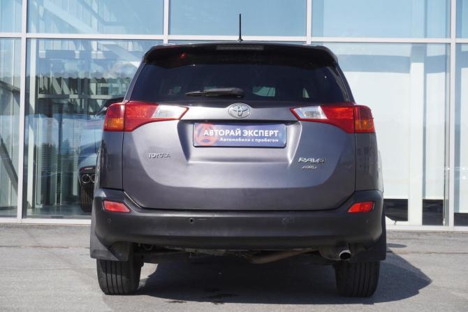 Toyota RAV4 IV (XA40) с пробегом 2013 года, цена 1 599 000 рублей, 214232 км, внедорожник, Автокод Объявления