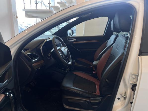 Lada (ВАЗ) Vesta I Рестайлинг (NG) с пробегом 2023 года, цена 1 450 000 рублей, 33189 км, седан, Автокод Объявления