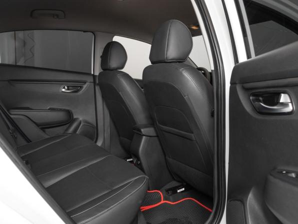 Kia Rio IV Рестайлинг с пробегом 2020 года, цена 1 674 254 рубля, 99269 км, седан, Автокод Объявления