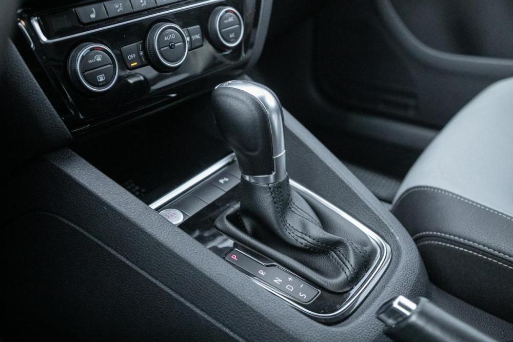 Volkswagen Jetta VI Иркутск  - изображение 11
