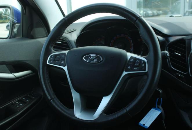 Lada (ВАЗ) Vesta I с пробегом 2021 года, цена 1 260 000 рублей, 79287 км, седан, Автокод Объявления