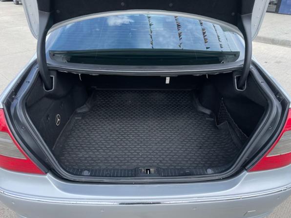 Mercedes-Benz E-Класс III (W211 S211) Рестайлинг с пробегом 2007 года, цена 920 000 рублей, 240000 км, седан, Автокод Объявления