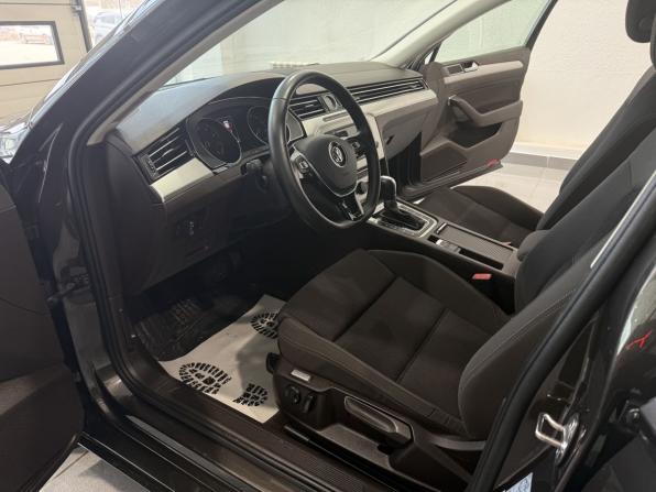 Volkswagen Passat B8 с пробегом 2016 года, цена 1 727 200 рублей, 111216 км, седан, Автокод Объявления