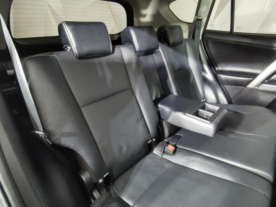 Toyota RAV4 IV (XA40) Рестайлинг Москва  - изображение 14
